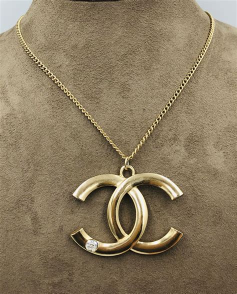 collana chanel logo|chanel cc logo history.